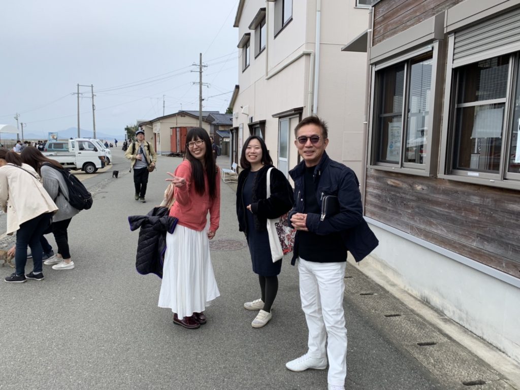 相島クルージング 春田フラワー 世界10ヵ国以上の花々を 日本全国にお届けする専門商社です